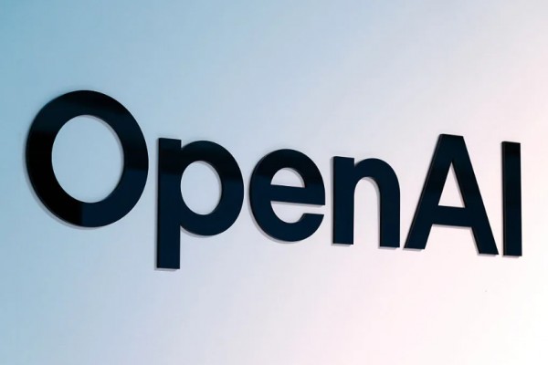 OpenAI因Astra模型达“关键网络安全阈值”暂停部分开发工作
