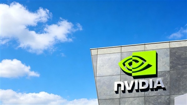 英伟达推出双层AI智能体安全平台 毫秒级风控筑牢自主AI运行防线