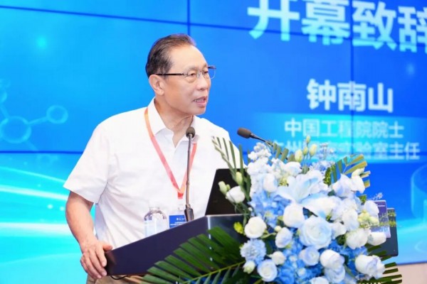 1分钟看图识基因！钟南山团队发布肺癌病理基因AI模型