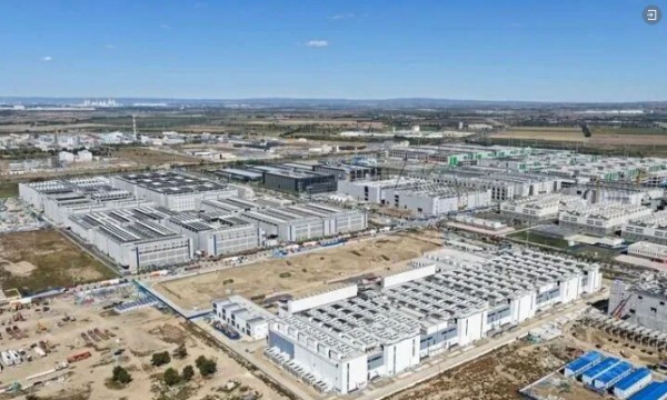 常住人口百万级小城出圈，乌兰察布何以成为国内AI算力建设热土